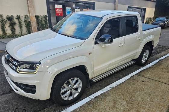 VOLKSWAGEN AMAROK 3.0 V6 TDI DIESEL HIGHLINE CD 4MOTION AUTOMÁTICO VOLKSWAGEN AMAROK 3.0 V6 TDI DIESEL HIGHLINE CD 4MOTION AUTOMÁTICO